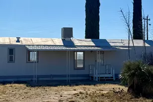 10426 S Corgi Ranch Rd, Hereford, AZ 85615 - Photo 2