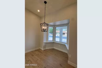 5723 W Sunnyslope Lane, Glendale, AZ 85302 - Photo 8