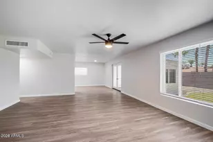 8519 E Sheridan St, Scottsdale, AZ 85257 - Photo 2