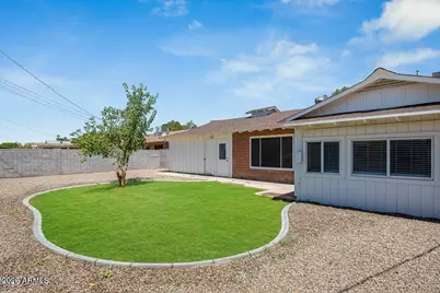 8519 E Sheridan Street, Scottsdale, AZ 85257 - Photo 8