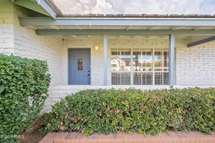 5715 E Calle Del Paisano, Phoenix, AZ 85018 - Photo 4