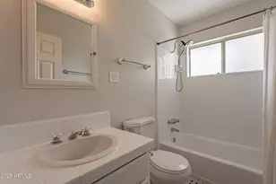 5715 E Calle Del Paisano, Phoenix, AZ 85018 - Photo 22