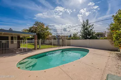 5715 E Calle Del Paisano --, Phoenix, AZ 85018 - Photo 32