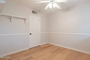 5715 E Calle Del Paisano, Phoenix, AZ 85018 - Photo 20