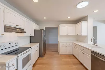 5715 E Calle Del Paisano --, Phoenix, AZ 85018 - Photo 12