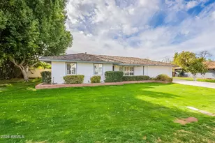 5715 E Calle Del Paisano, Phoenix, AZ 85018 - Photo 1