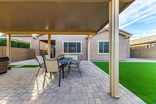 24253 N 170th Ln, Surprise, AZ 85387 - Photo 6