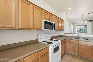 6922 S 38th Ln, Phoenix, AZ 85041 - Photo 12