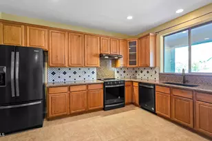 14226 W Wethersfield Rd, Surprise, AZ 85379 - Photo 12