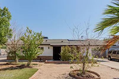 2901 W Corrine Drive, Phoenix, AZ 85029 - Photo 2