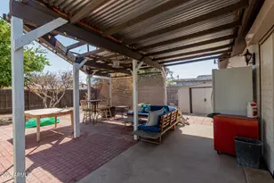 2901 W Corrine Dr, Phoenix, AZ 85029 - Photo 24