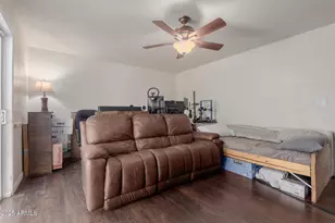 2901 W Corrine Dr, Phoenix, AZ 85029 - Photo 10