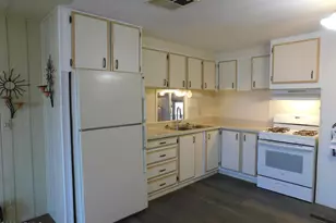 925 N Plaza Dr, Apache Junction, AZ 85120 - Photo 4