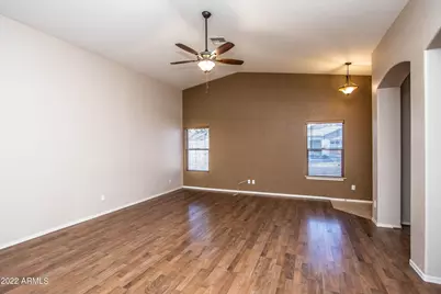 44629 W Santa Fe Avenue, Maricopa, AZ 85139 - Photo 10