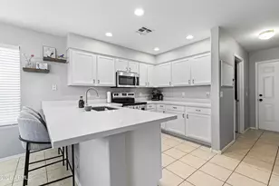 891 E Windsor Dr, Gilbert, AZ 85296 - Photo 6