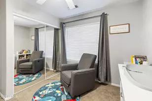 891 E Windsor Dr, Gilbert, AZ 85296 - Photo 14