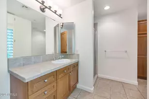 229 W Portland St, Phoenix, AZ 85003 - Photo 22