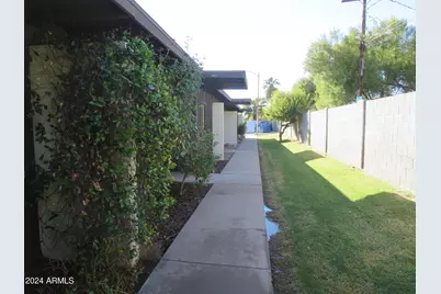 1450 E Bethany Home Road #Apt 34, Phoenix, AZ 85014 - Photo 2