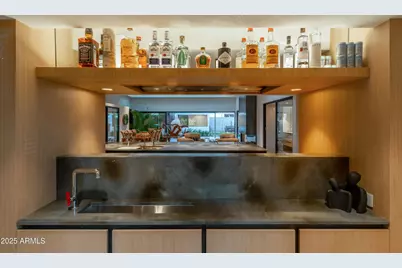 5311 E Mitchell Drive, Phoenix, AZ 85018 - Photo 8