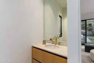 5311 E Mitchell Dr, Phoenix, AZ 85018 - Photo 30