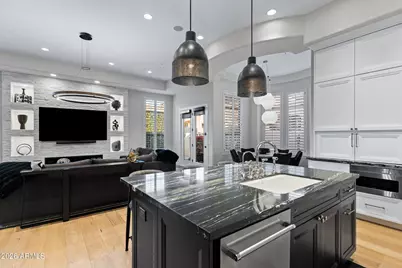 8832 E Wethersfield Road, Scottsdale, AZ 85260 - Photo 18