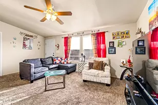 1425 N Evergreen St, Chandler, AZ 85225 - Photo 4