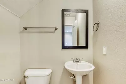 4378 E Rosemonte Drive, Phoenix, AZ 85050 - Photo 8