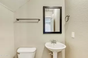 4378 E Rosemonte Dr, Phoenix, AZ 85050 - Photo 8