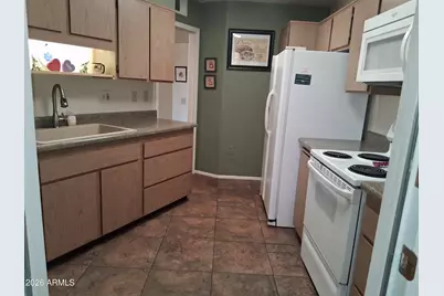 13663 N 109th Avenue, Sun City, AZ 85351 - Photo 2