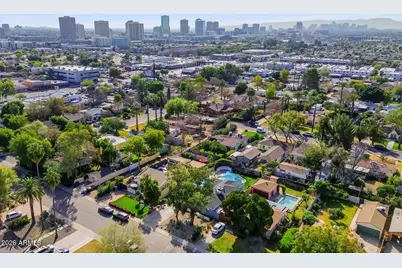 915 W Glenrosa Avenue, Phoenix, AZ 85013 - Photo 2