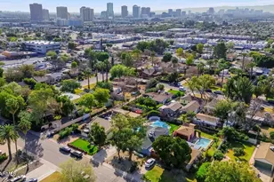 915 W Glenrosa Ave, Phoenix, AZ 85013 - Photo 2