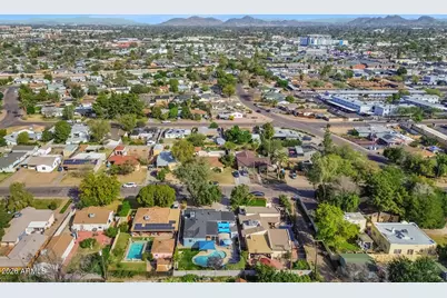 915 W Glenrosa Avenue, Phoenix, AZ 85013 - Photo 32