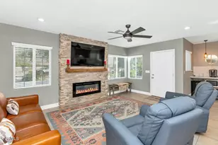 915 W Glenrosa Ave, Phoenix, AZ 85013 - Photo 6