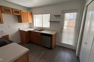 7801 N 44th Dr, Glendale, AZ 85301 - Photo 6