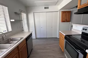 7801 N 44th Dr, Glendale, AZ 85301 - Photo 12