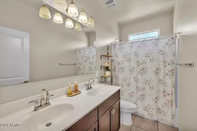 24609 W Raymond Street, Buckeye, AZ 85326 - Photo 16