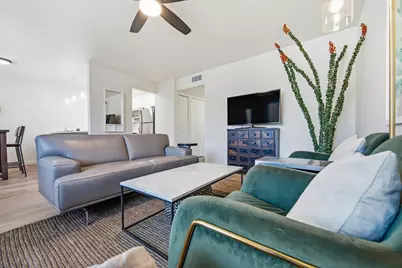 4139 N 27th Street #2, Phoenix, AZ 85016 - Photo 2