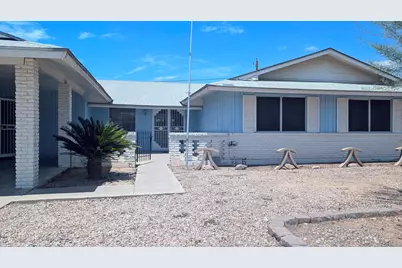 10510 W Camden Avenue, Sun City, AZ 85351 - Photo 2