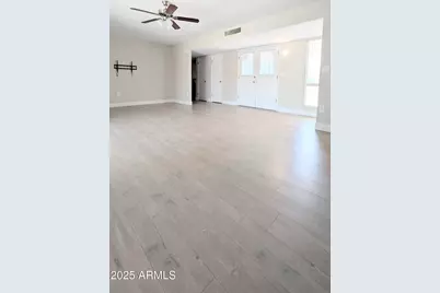 10510 W Camden Avenue, Sun City, AZ 85351 - Photo 6