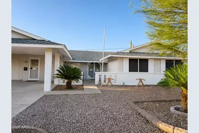 10510 W Camden Avenue, Sun City, AZ 85351 - Photo 2