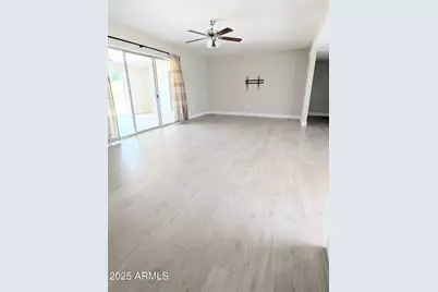 10510 W Camden Avenue, Sun City, AZ 85351 - Photo 2