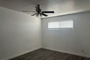 1111 E Turney Ave, Phoenix, AZ 85014 - Photo 8