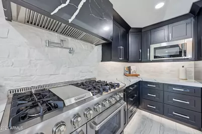 9026 N 67th Street, Paradise Valley, AZ 85253 - Photo 26