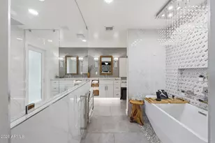 9026 N 67th St, Paradise Valley, AZ 85253 - Photo 50