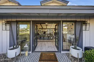 9026 N 67th St, Paradise Valley, AZ 85253 - Photo 10