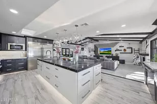 9026 N 67th St, Paradise Valley, AZ 85253 - Photo 6