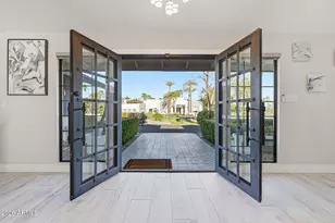 9026 N 67th St, Paradise Valley, AZ 85253 - Photo 12