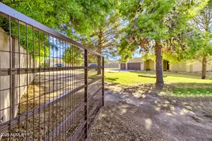 25722 S 179th St, Queen Creek, AZ 85142 - Photo 2