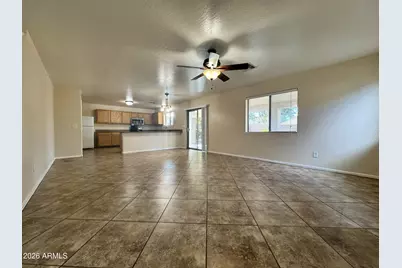 3304 S 80th Drive, Phoenix, AZ 85043 - Photo 8