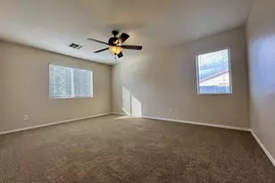 3304 S 80th Dr, Phoenix, AZ 85043 - Photo 32